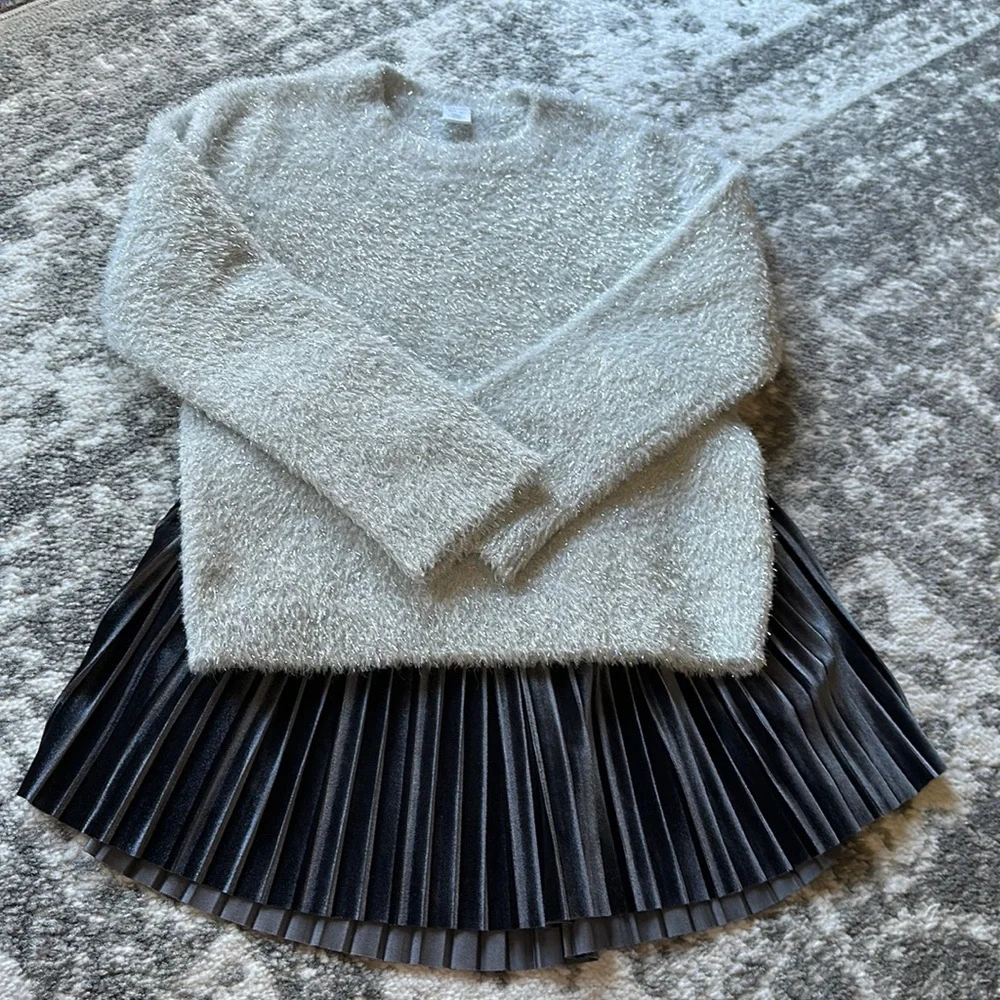 Like New Zara Kids navy blue velvet velour pleated skirt elastic waist  7 122 cm - Picture 5 of 5